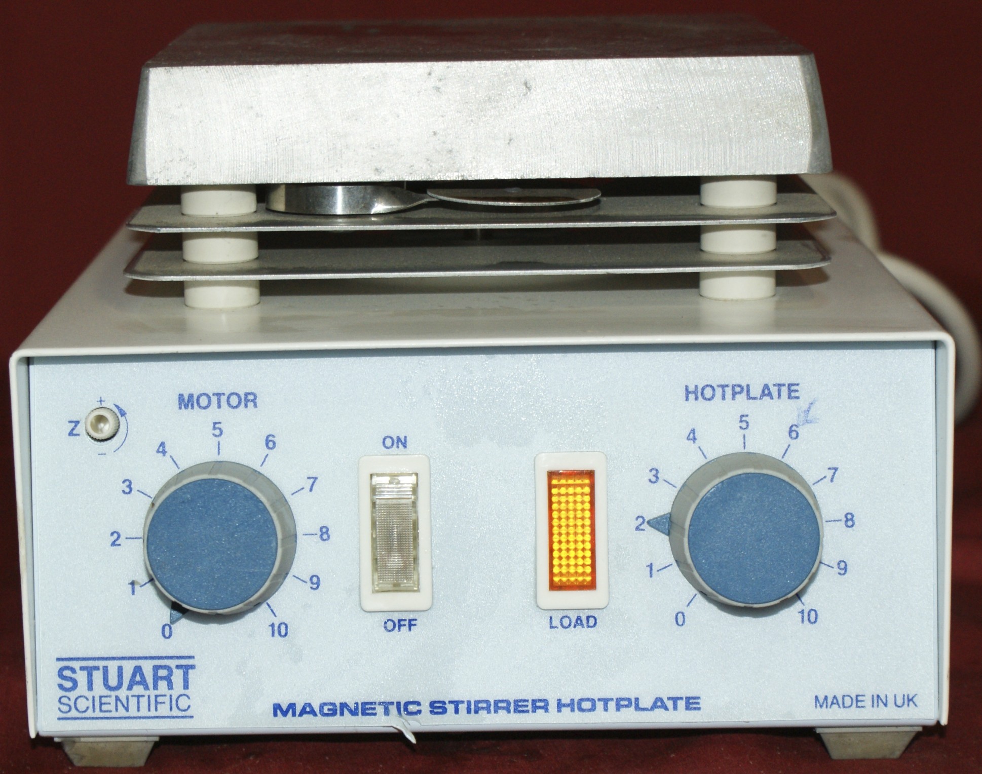 150612 - EchoTherm Digital Hot Plate Stirrer, Large Capacity, 12 x 12 Inch  Aluminum Top